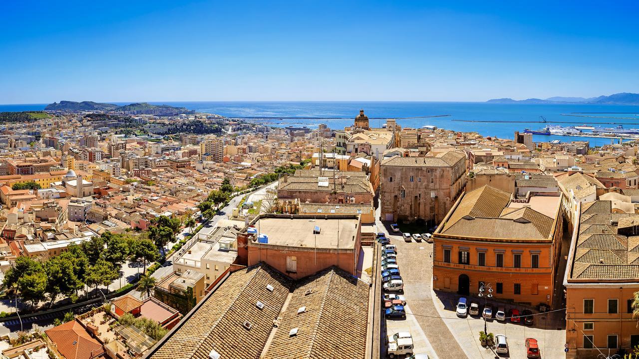 Birkin Marina Hotel Cagliari Eksteriør billede