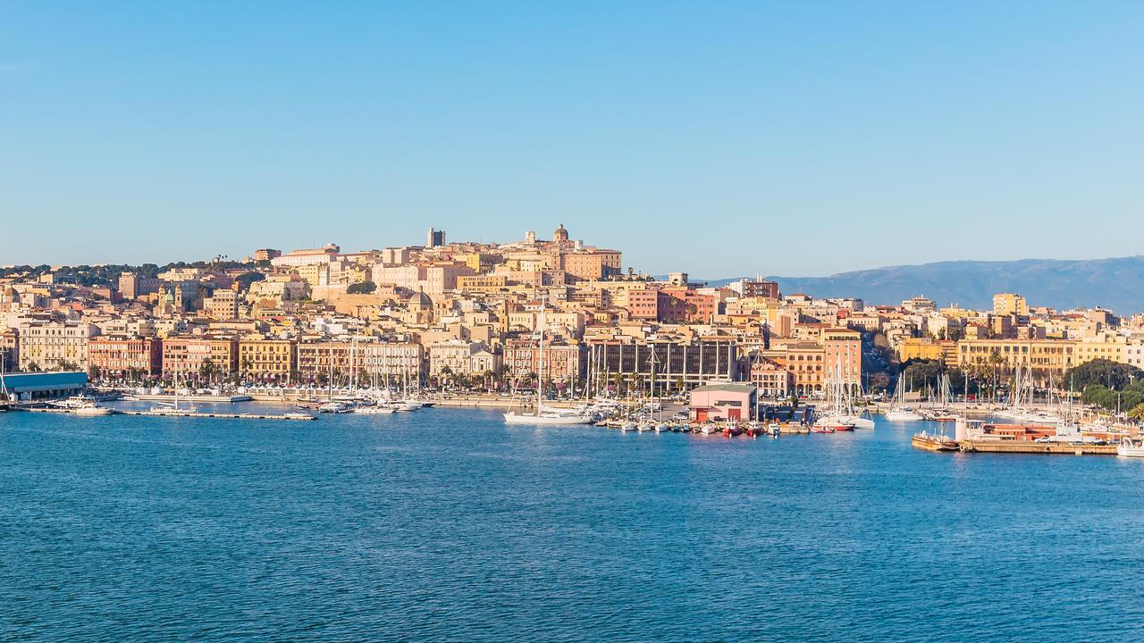 Birkin Marina Hotel Cagliari Eksteriør billede